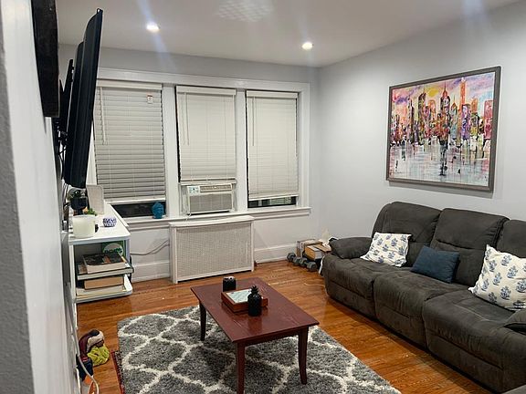 3rd image of 148 37th St #1202