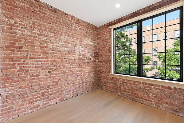 Rented by Fountain Realty Group | media 5