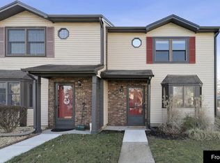 136 Leah Ct, Dayton, NJ 08810