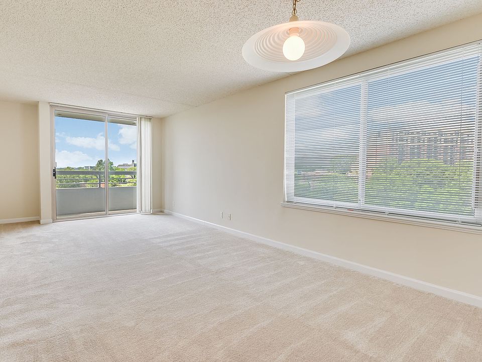 Apartment living and dining area