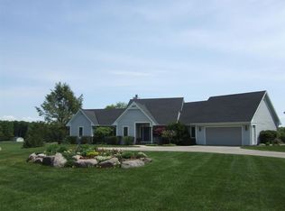 2455 Bester Rd, Harbor Springs, MI 49740