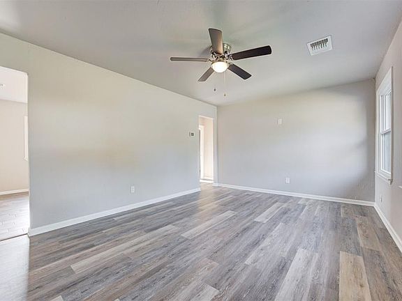 5th image of 516 Monroney Dr