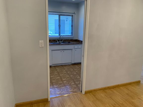 4th image of 337 S Rexford Dr APT 7