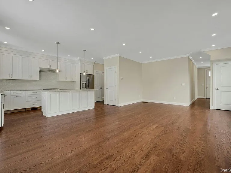 44 Rogers St #A — Photo 3