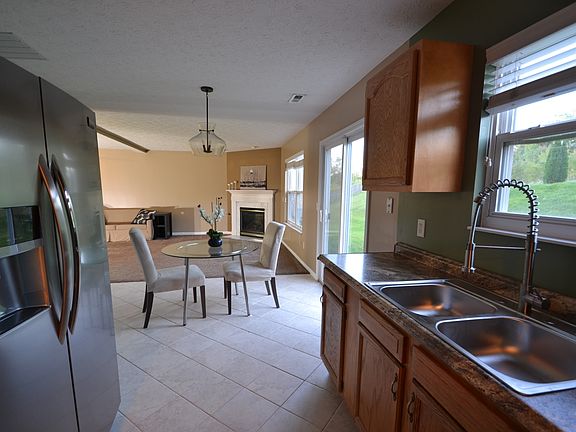 2nd image of 3520 Winterwood Dr