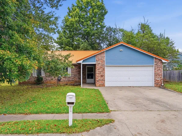 3915 S Phoenix Rd, Columbia, MO 65202