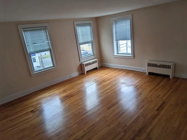 139 Partition St #2L — Photo 5