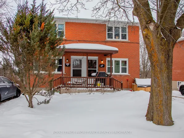 92 Gardiner St, Kingston, ON K7M 1A7