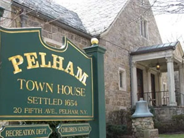 (undisclosed Address), Pelham, NY 10803