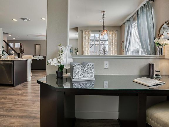 4th image of 3120 Lamar Way