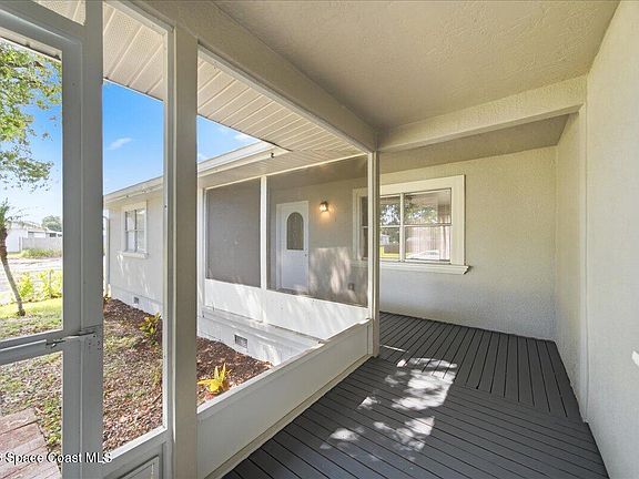 3rd image of 2118 Trillo Rd SE