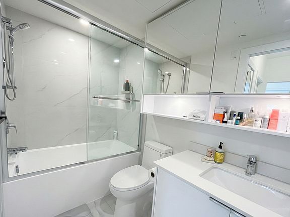 5th image of 5399 Joyce St #604