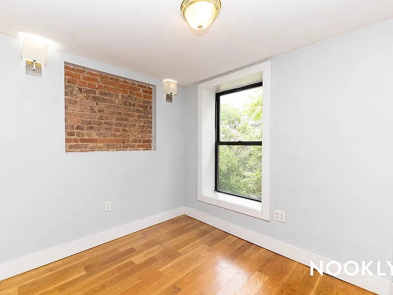 298 Gates Ave #4 — Photo 7