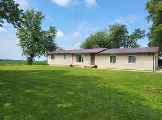 19502 W Ballou Rd, Wilmington, IL 60481