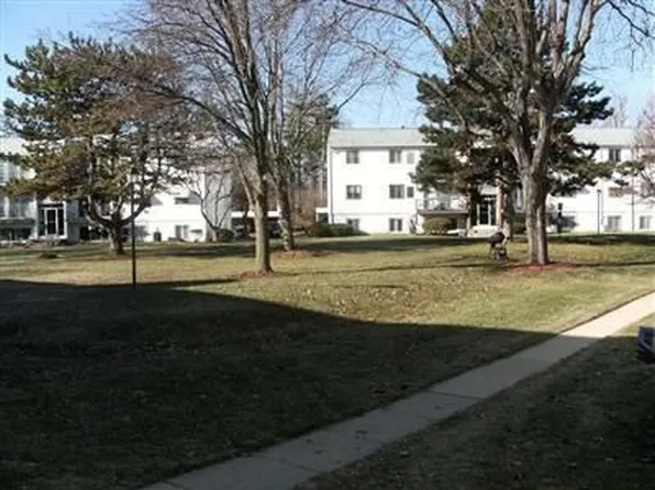 5645 Coach Dr E #97, Dayton, OH 45440