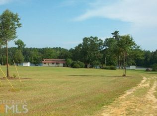 416 Barrow Rd, Reynolds, GA 31076