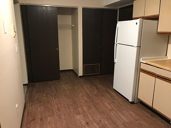 2nd image of 1811 Treetop Dr APT 8A