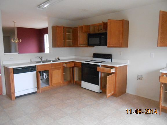 3rd image of 3007 Cesareo Dr