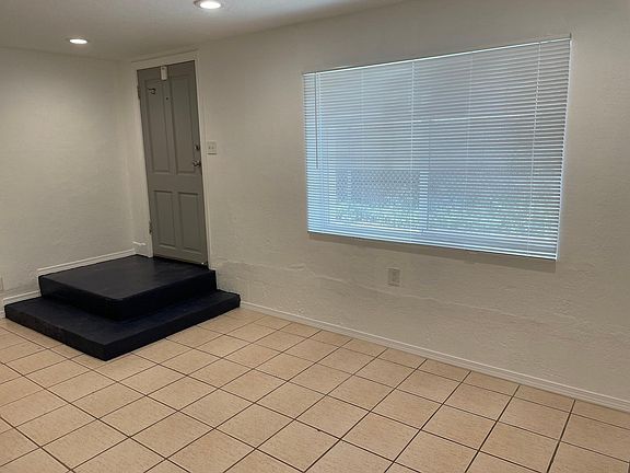 Entrance to Living Room