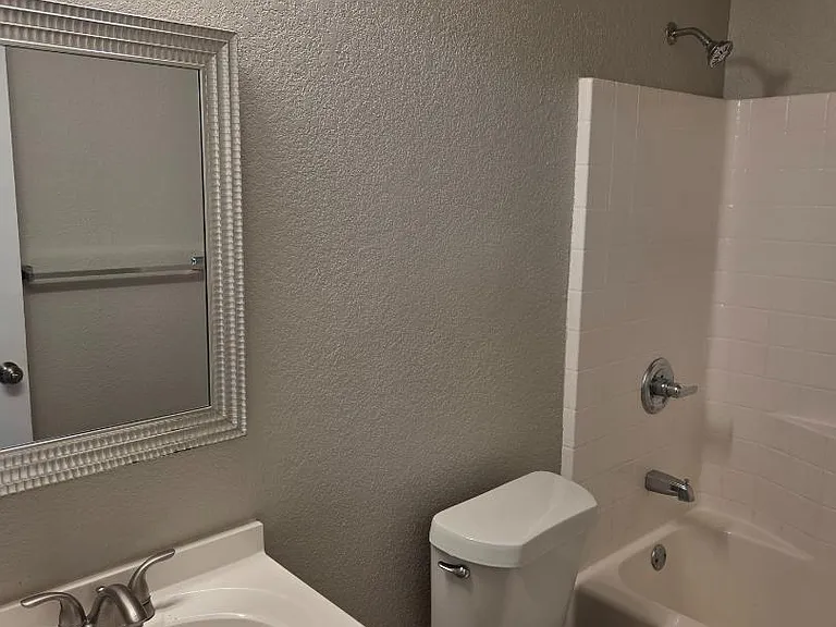 Unit Photo