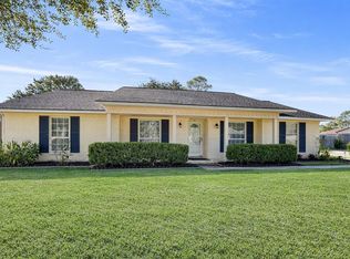 1806 McGinnis Dr, Pearland, TX 77581