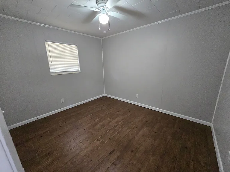 5802 E Highway 22 #1 — Photo 6