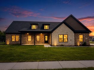 103 Choctaw Trl, Richmond, KY 40475