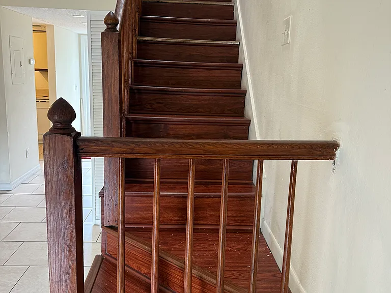 1910 W Sligh Ave #E106 — Photo 6