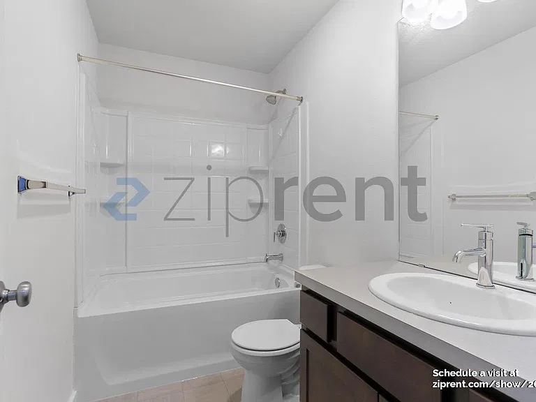 13117 3rd Ave SE #B3 — Photo 18