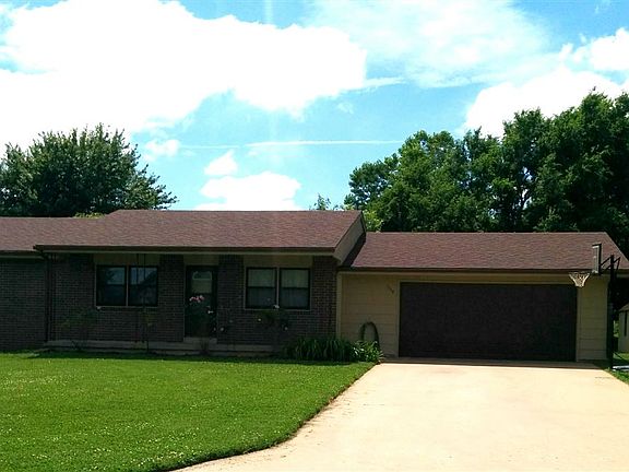 2nd image of 3319 Cathlinda Dr