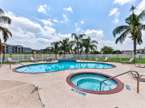 Redbud Place Apartments