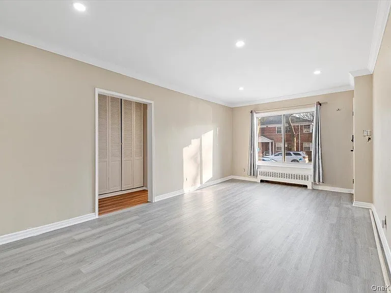 87-37 Marengo St #1 — Photo 4