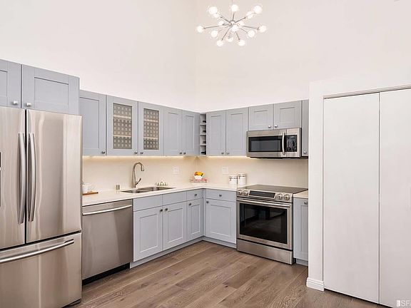 5th image of 175 Bluxome St Unit 209