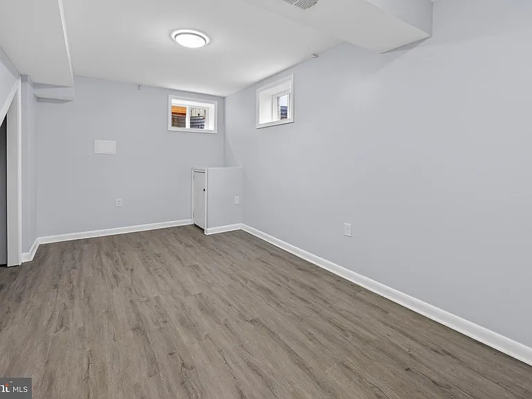 3505 N St SE — Photo 16