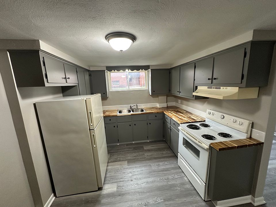 1st image of 2035 E Genesee St #1