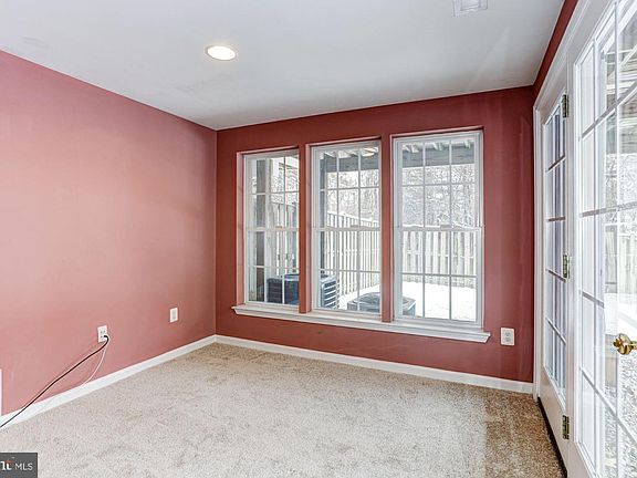 5th image of 1566 Hallwood Ct