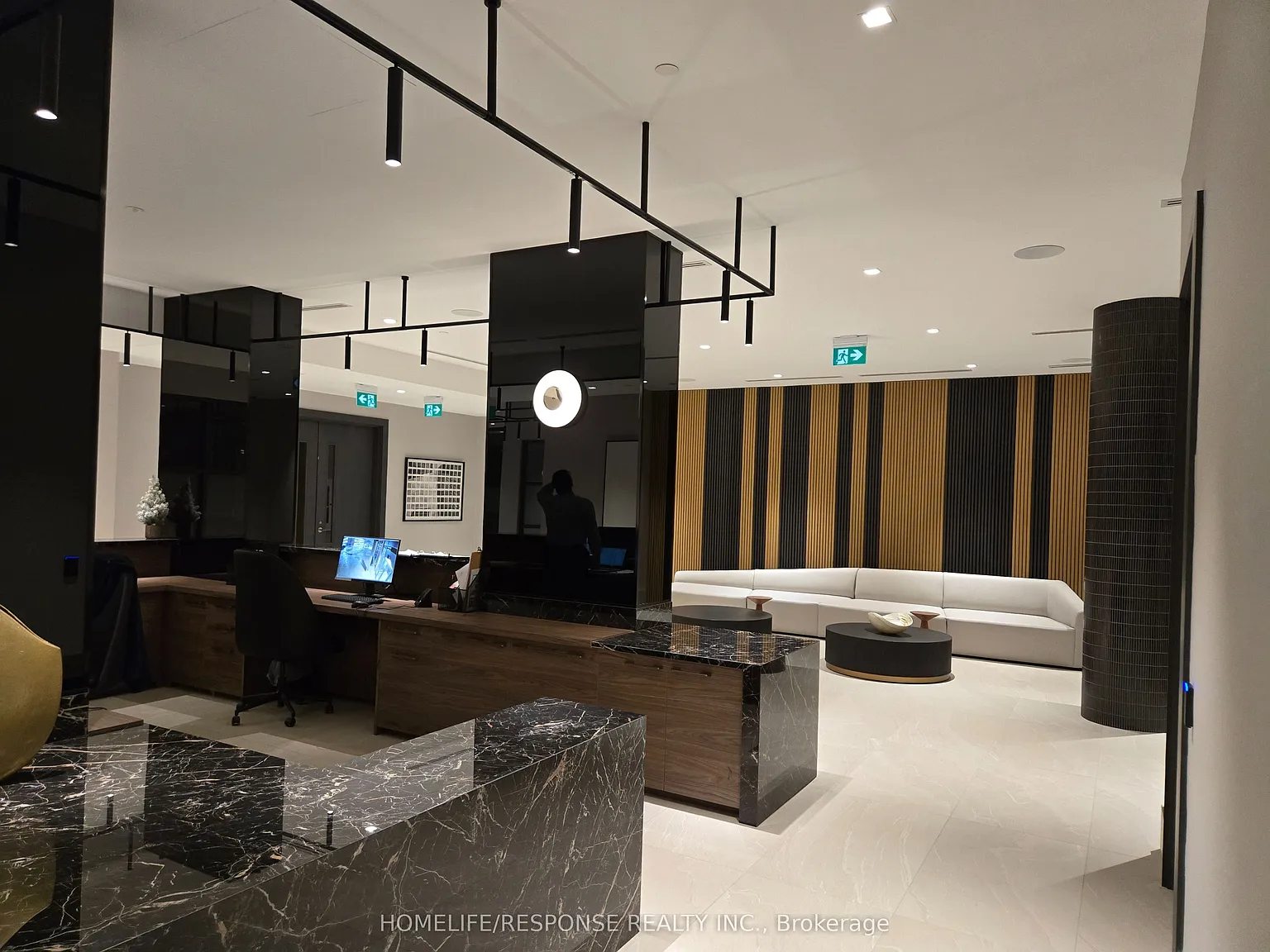Qc Tower 2 — Photo 3