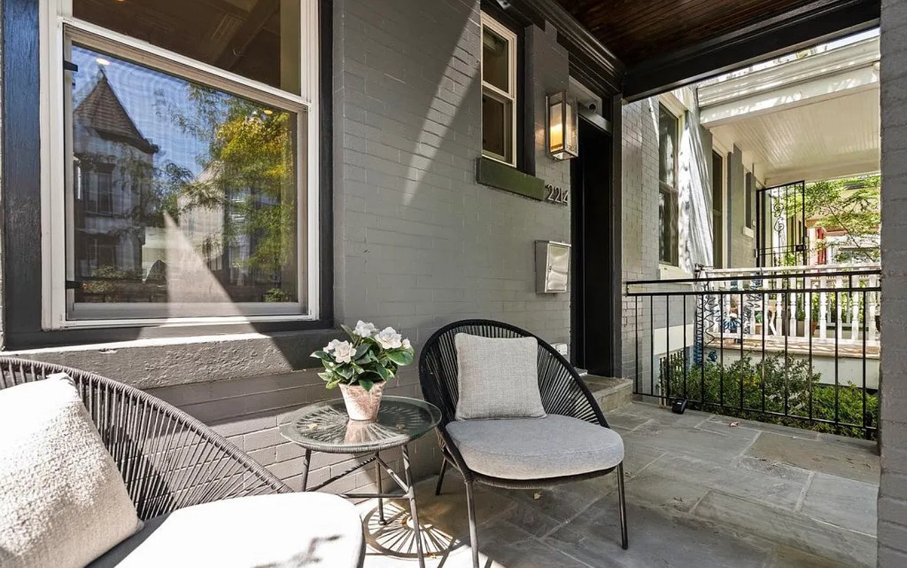 2214 Flagler Pl NW — Photo 4