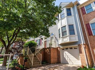 14075 Winding Ridge Ln, Centreville, VA 20121