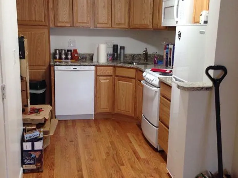 1 Euston Rd #10J — Photo 4