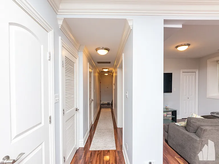 1711 N Crilly Ct #B — Photo 20