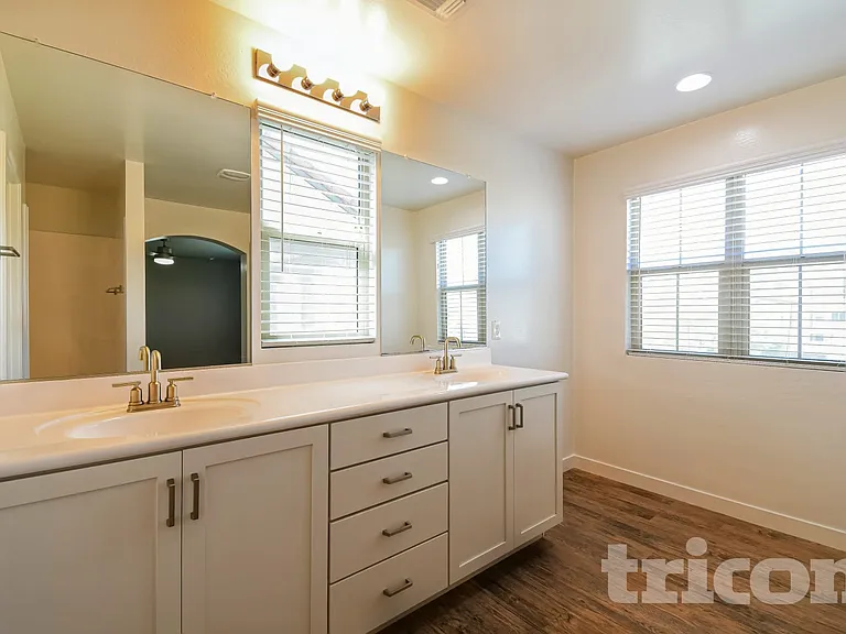 9322 E Solina Ave — Photo 6