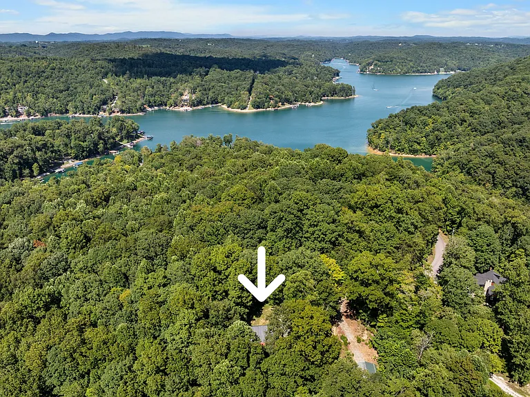 598 Hiwassee View Dr — Photo 4