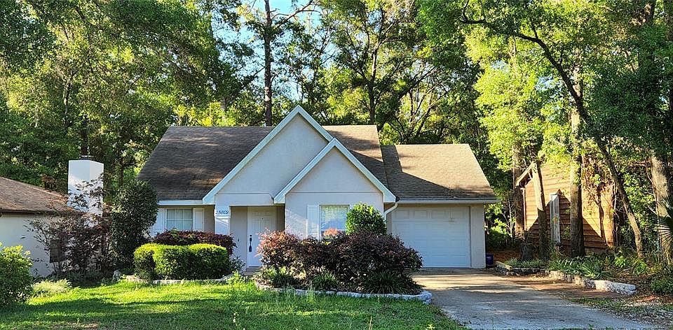 1st image of 25809 Exmoor Dr