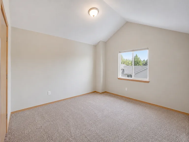 5622 Fauntleroy Way SW #B — Photo 9