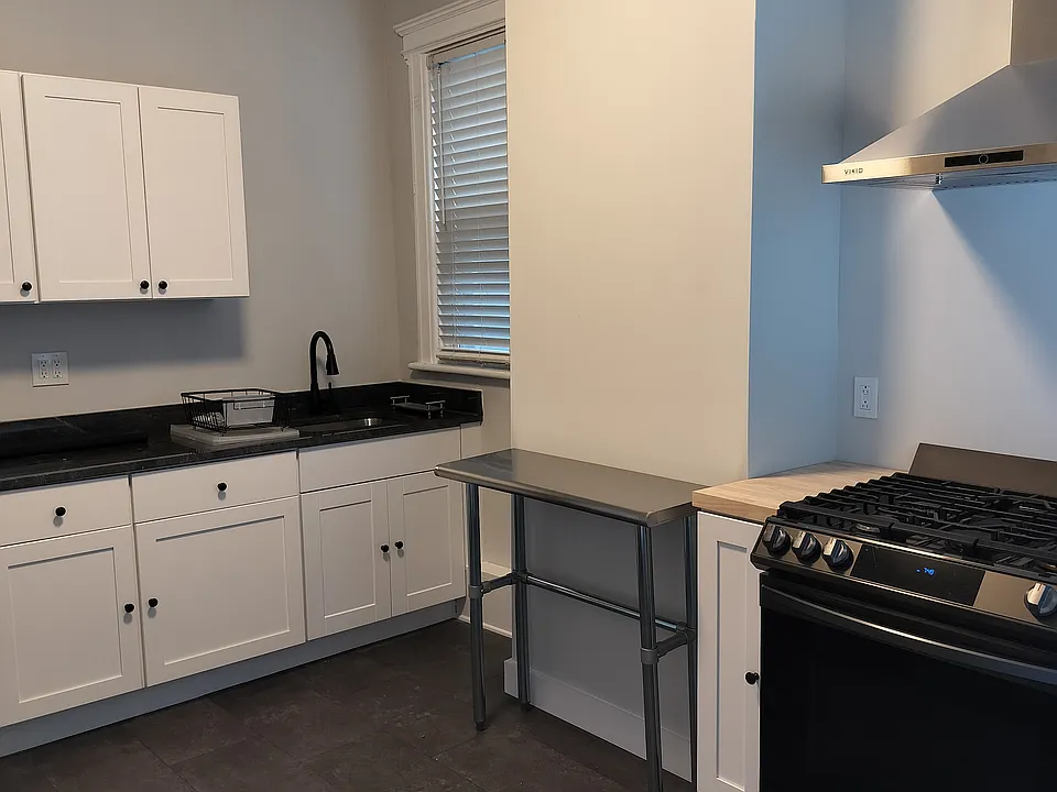 5 Columbia Ave #2