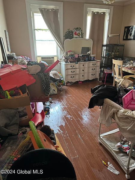2nd image of 324 4th Street