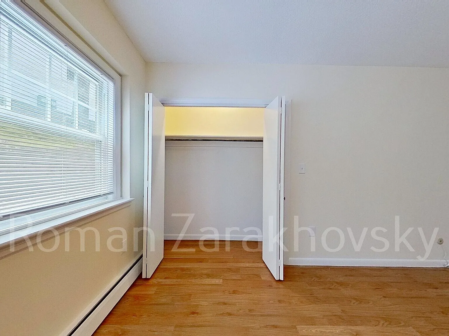 Studio, 99999 sqft, $1,950 — Photo 4