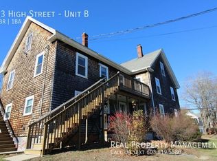 53 High St #B, Exeter, NH 03833