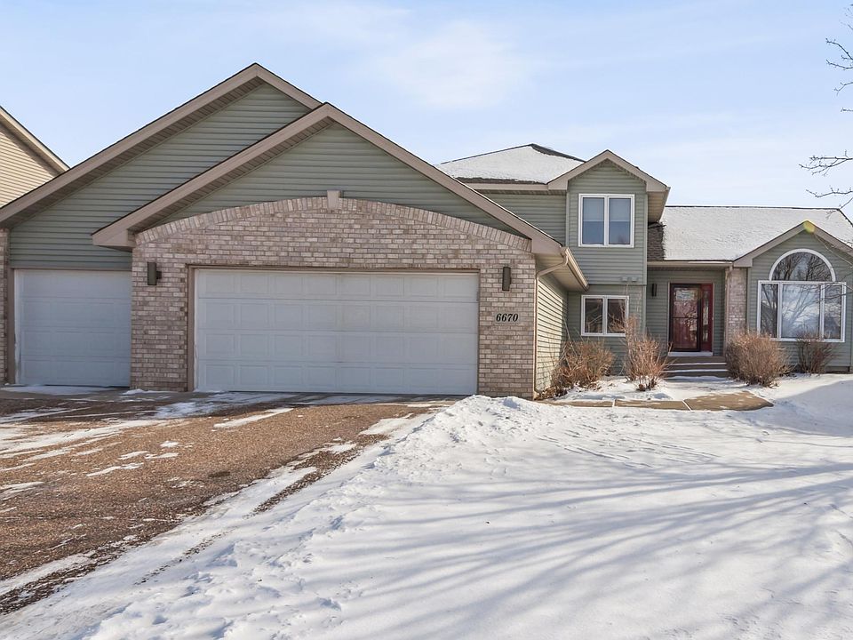 1st image of 6670 Clearwater Creek Dr